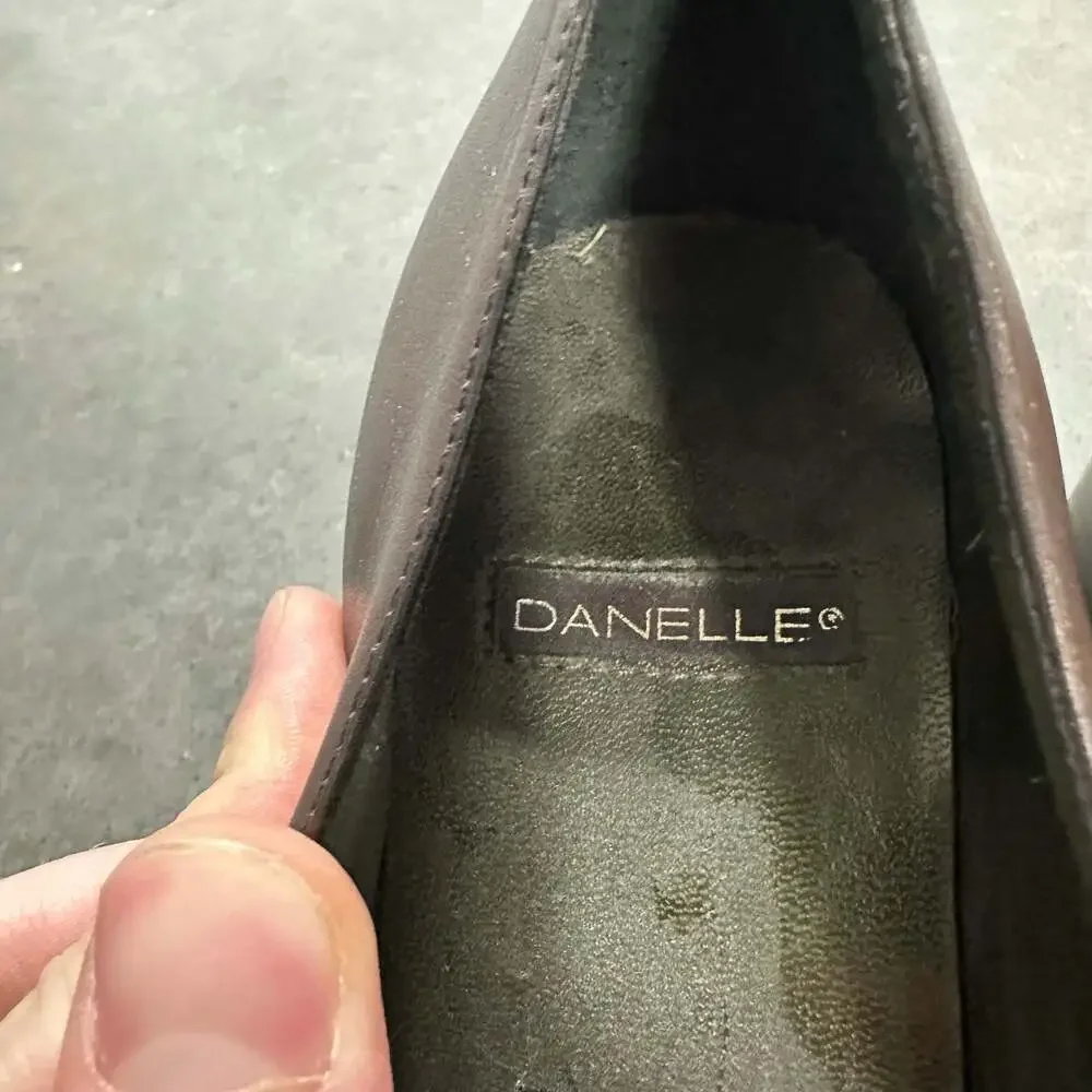 Danelle Brown Leather Horsebit Loafer Block Heel Pumps Size 7.5M